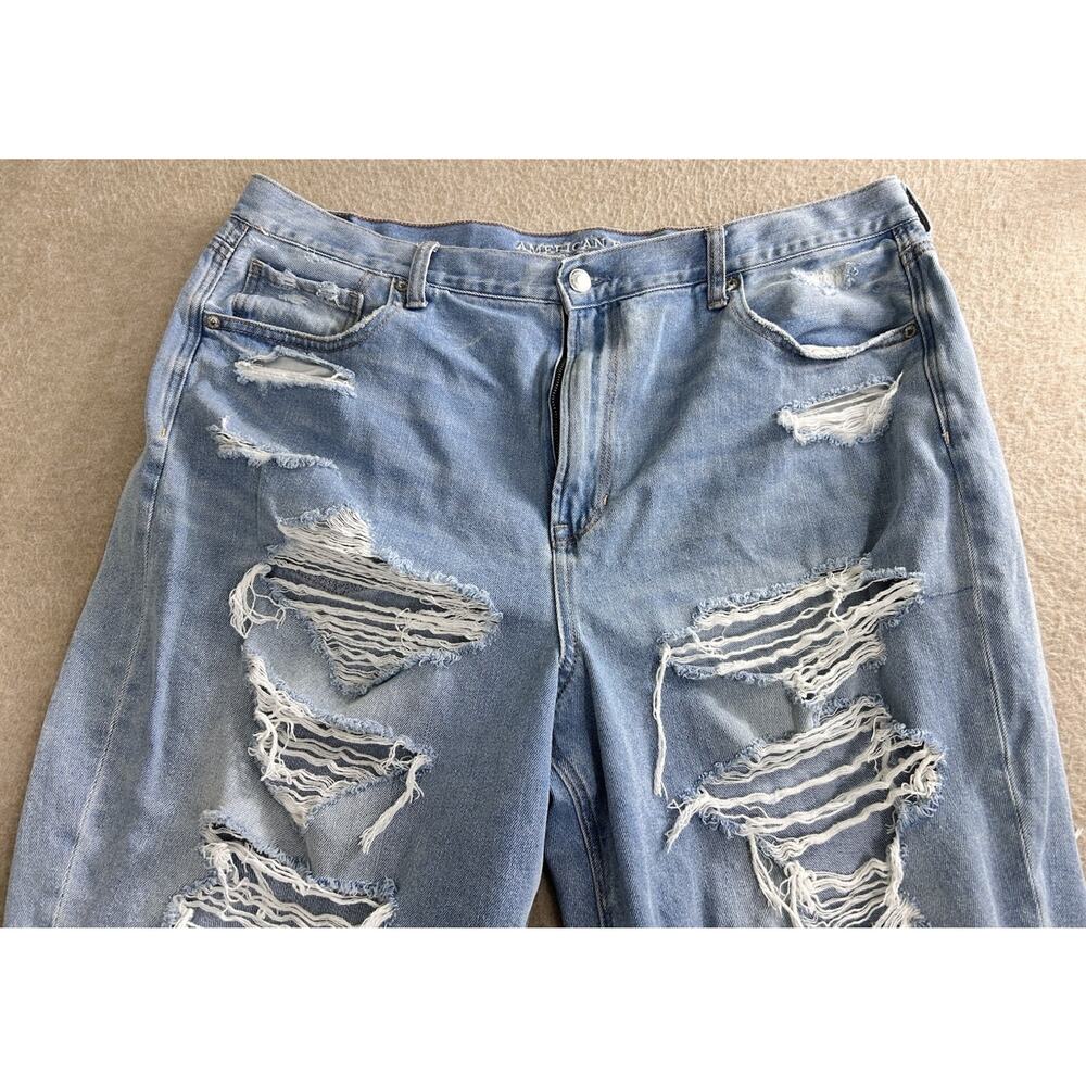 American Eagle Mom Jeans Sz 20 Regular Distressed Torn Medium Blue Wash Raw Hem - Picture 2 of 7